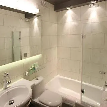 Best Western Premier Hotel Aristocrate Québec 4*,