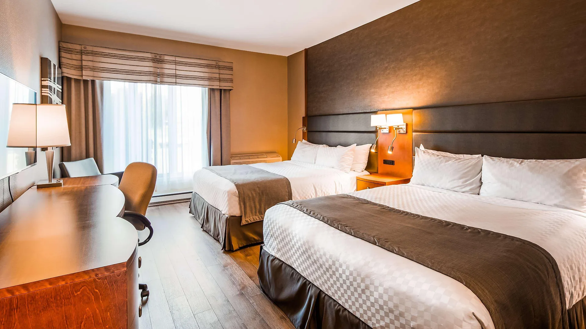 Best Western Premier Hotel Aristocrate Québec 4*,