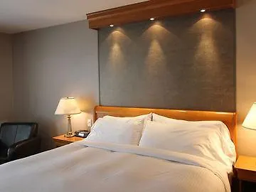 Best Western Premier Hotel Aristocrate Québec 4*,