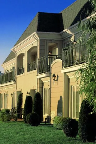 Best Western Premier Hotel Aristocrate Québec 4*,