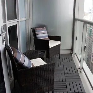 Downtown High-rise Condo- Cn Tower View Apartment Toronto