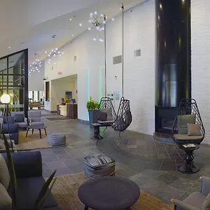 https://aava-whistler.hotels-of-whistler.com